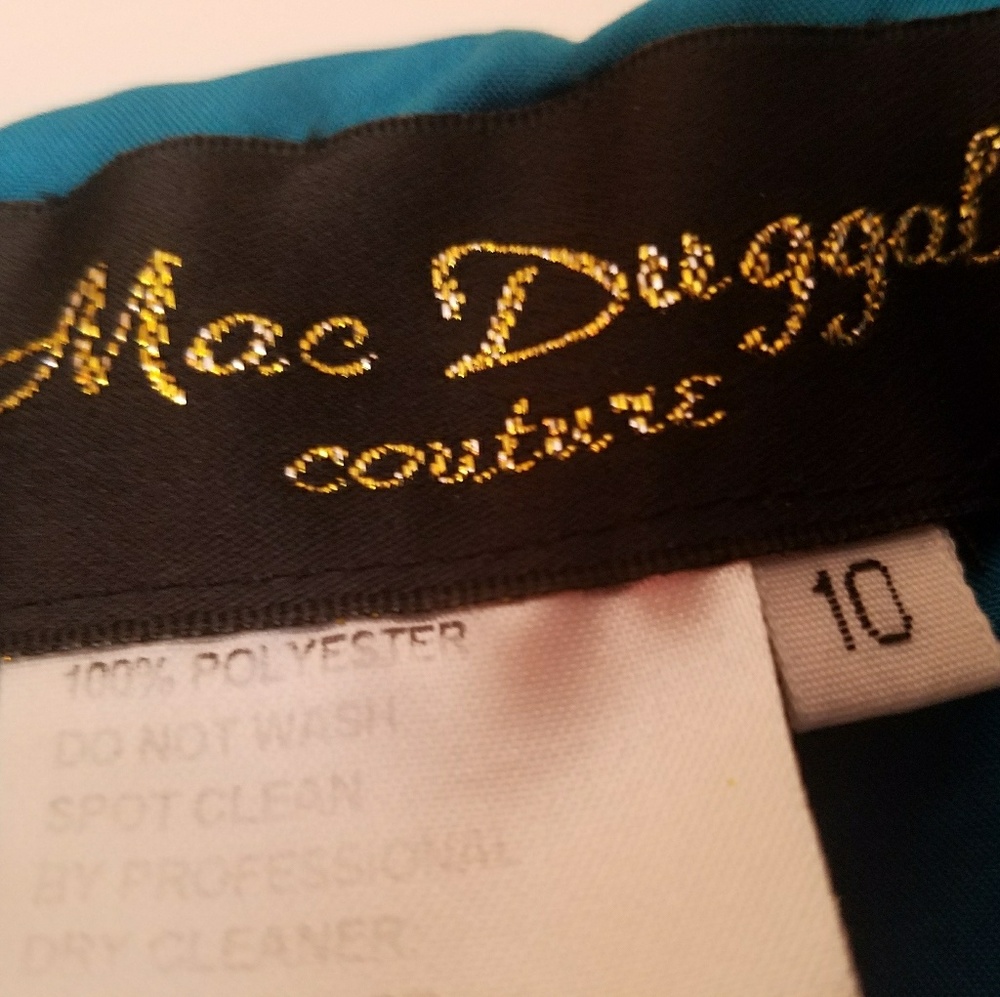 Evening gown - Picture 3 of 3